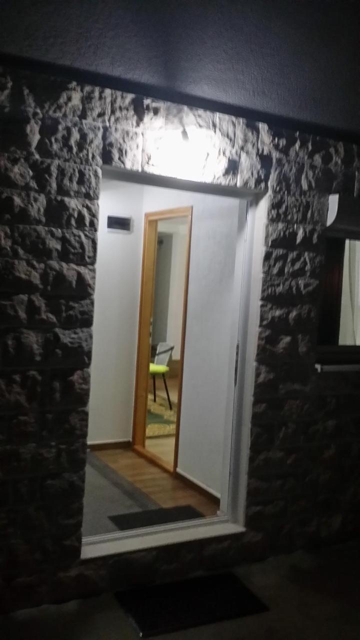 Holiday Home Nikola Жабляк Экстерьер фото